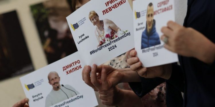 NUJU hosts an Action in support of imprisoned journalists at the Kyiv Journalists' Solidarity Center