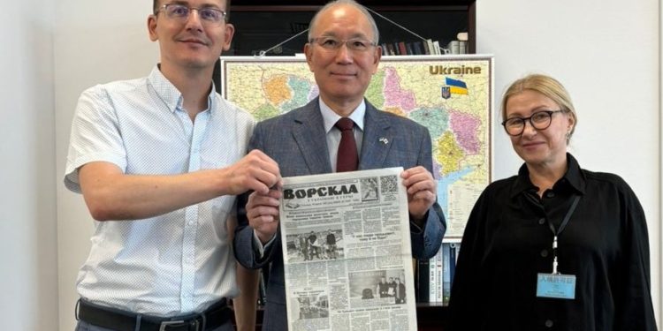 Ambassador Kuninori Matsuda, NUJU Chairman Sergiy Tomilenko, and NUJU Chairman's Advisor Elena Bukraba