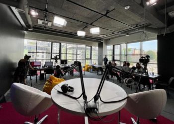 There are media companies in Ukraine that are opening new studios, launching innovative projects, and expanding their audience. Photo by Radio Halychyna