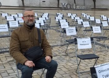 Nariman Celal took his chair at the end of the event. Photo by NUJU