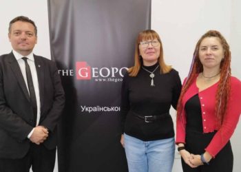 Liudmyla Makei (in the center) with executive producer of The Geopost Gynen Venhari and Ukrainian journalist Tetyana Kraselnykova