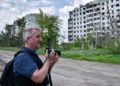 Frédéric Pétry during filming in Orekhov. Photo by 65 SMB / Andrii Andriienko