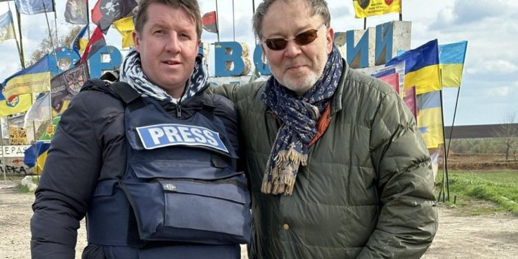 Oleksandr Pavlov with one of the authors of the movie/French journalist Alain Pirot, near the front-line town of Orikhiv