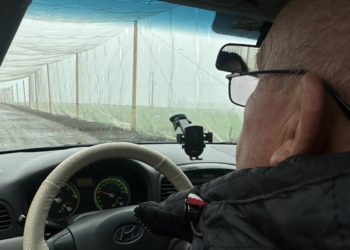 Drones hazard: what happened to the border newspaper Zoria 1.5 years after NUJU’s documentary 3 Vasyl Myroshnyk at the steering wheel. Photo by H. Chernenko