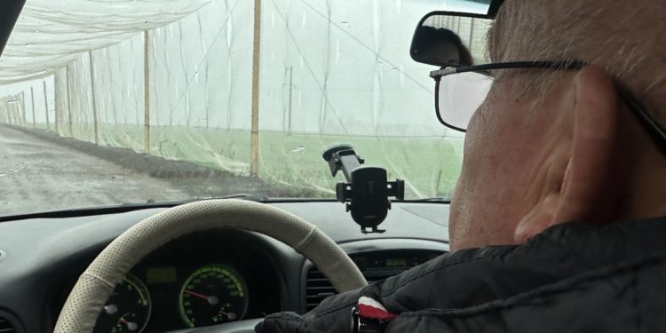 Vasyl Myroshnyk at the steering wheel. Photo by H. Chernenko