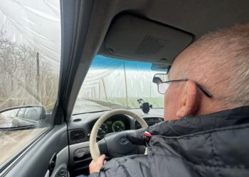 Anti-drone routes are being built in Ukraine; they give journalists some protection, but not a 100% guarantee of safety. PHOTO by Hanna Chernenko