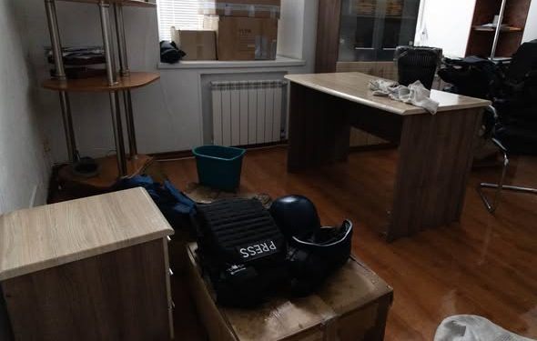 IMI office flooded: journalists left without workspace and equipment 1 imi1