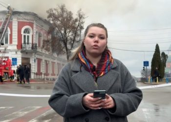 Pryluky TV channel camera crew find themselves at the epicenter of a drone attack 2 Pryluky TV channel journalists, who were working at the city council during the attack, quickly went live after the incident. Screenshot from the video