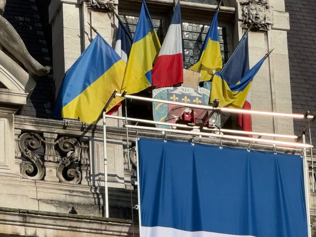 Ukrainian flags on the Paris City Hall photo by Sergiy Tomilenko