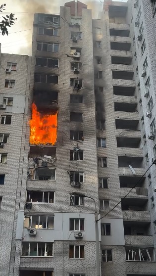 Seconds to reach safety: how media workers operate as Kyiv becomes a frontline city 7 ataky budynok vlada voloshyna